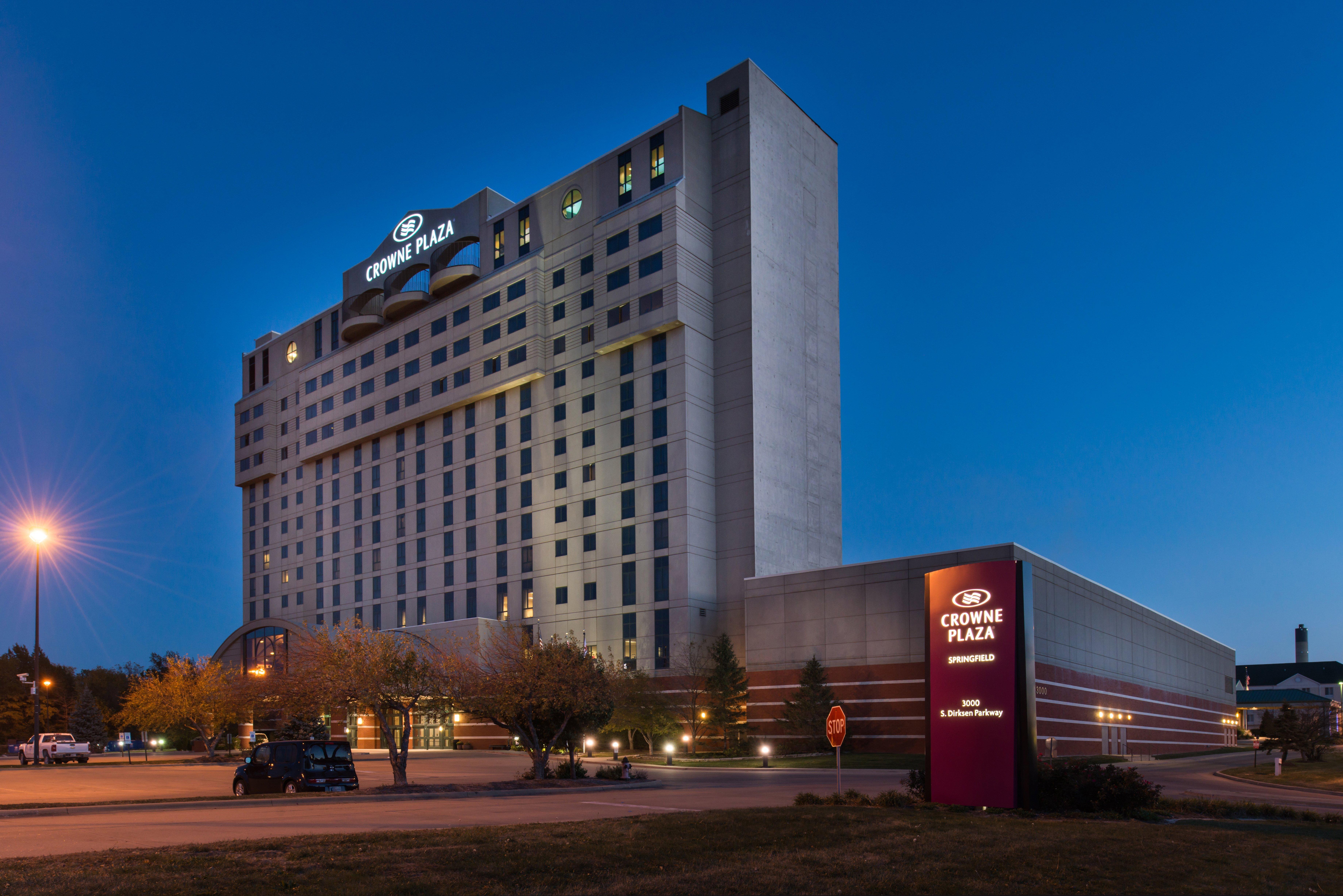 Crowne Plaza Springfield Convention Center By Ihg Hotel Kültér fotó